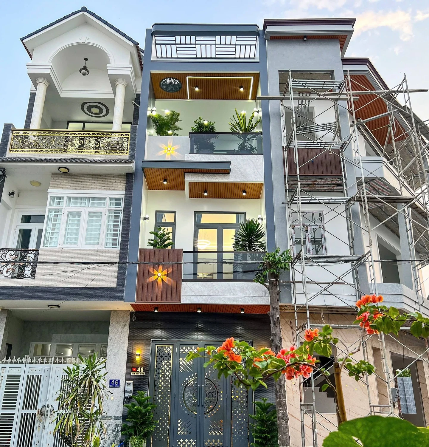 Bán nhà 3 tầng full nội thất 4x16m KDC Đại học Y Dược, Cần Thơ giá 6,799 tỷ - Ảnh 1
