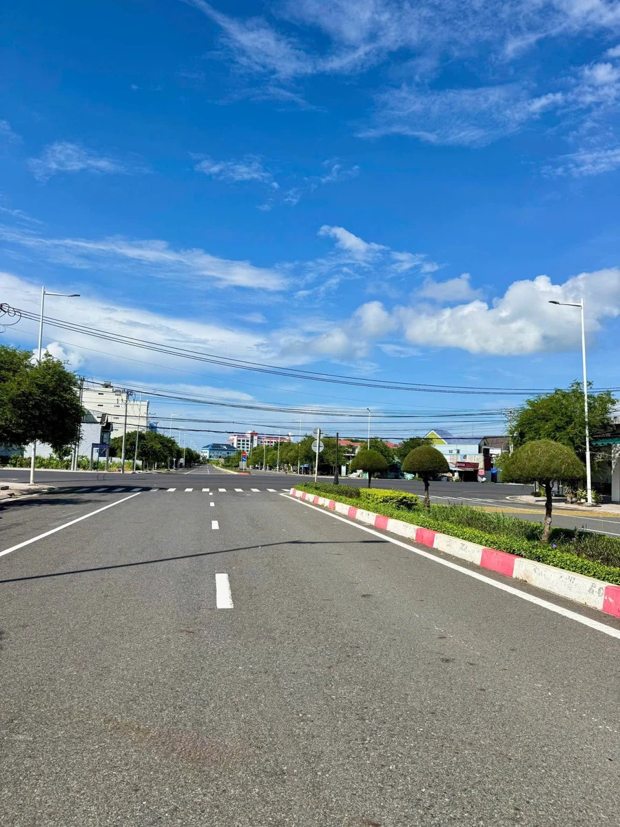 Bán đất mặt tiền Nguyễn Chí Thanh Long Hải 114m2 - Ảnh thu nhỏ 3