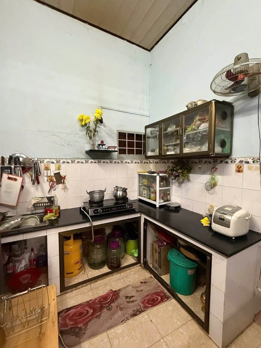 Bán nhà 2 tầng hẻm xe hơi Nguyễn Sơn, Tân Phú 60m² giá 3,9 tỷ - Ảnh thu nhỏ 3