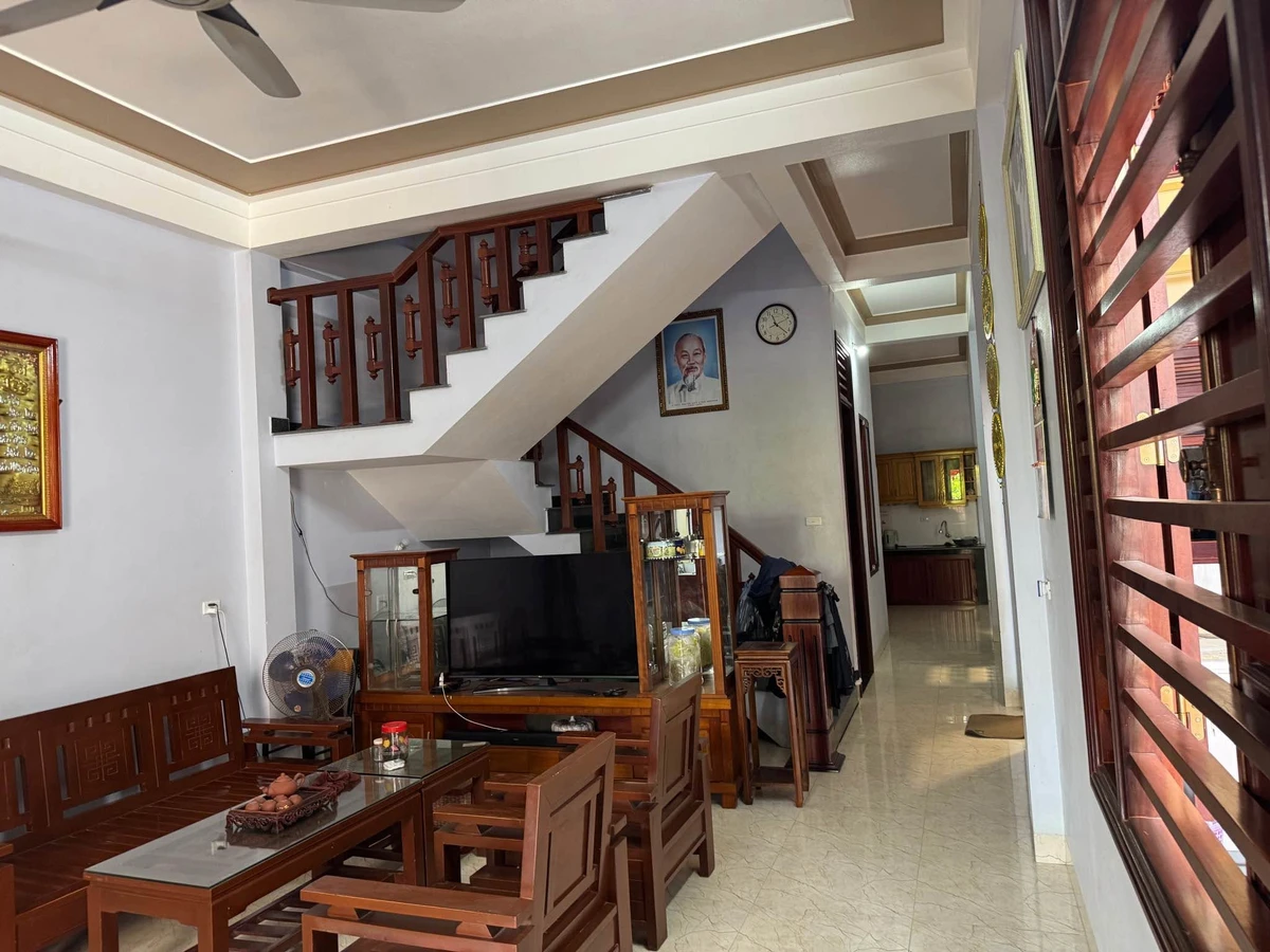 Nhà phố 140m² mặt tiền 7,1m, 3 tầng, 3 phòng ngủ, 3 tỷ, Quận 12 - Ảnh thu nhỏ 4