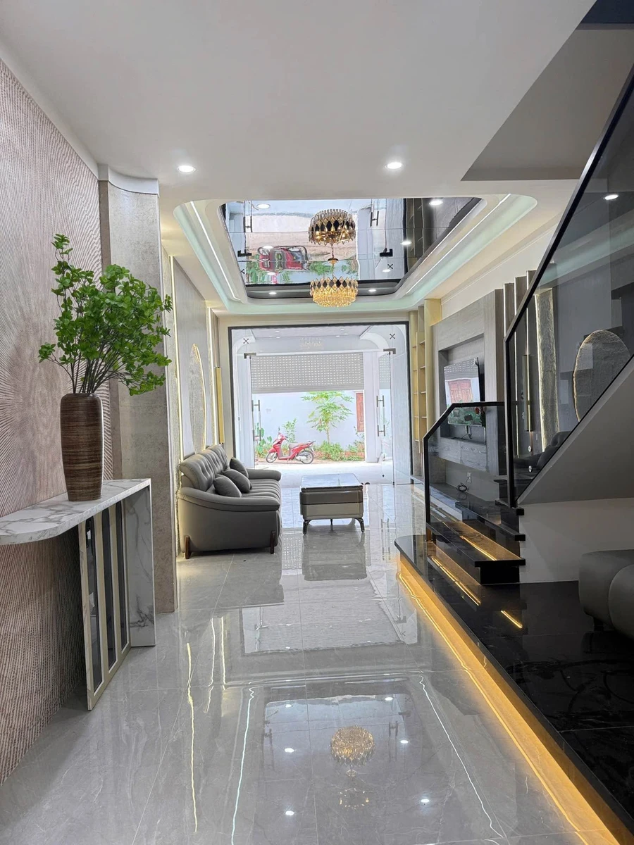 Bán nhà mặt tiền 4x23m (92m²) 3PN 3WC Quận 1 giá 4.85 tỷ - Ảnh thu nhỏ 5