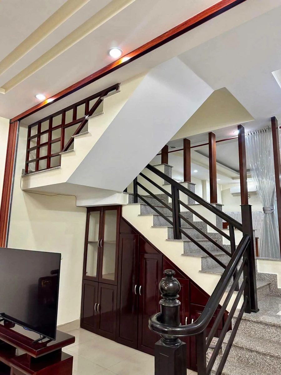 Bán nhà 3PN 4WC 183m2 đường Trần Tử Bình Nha Trang - Ảnh thu nhỏ 4