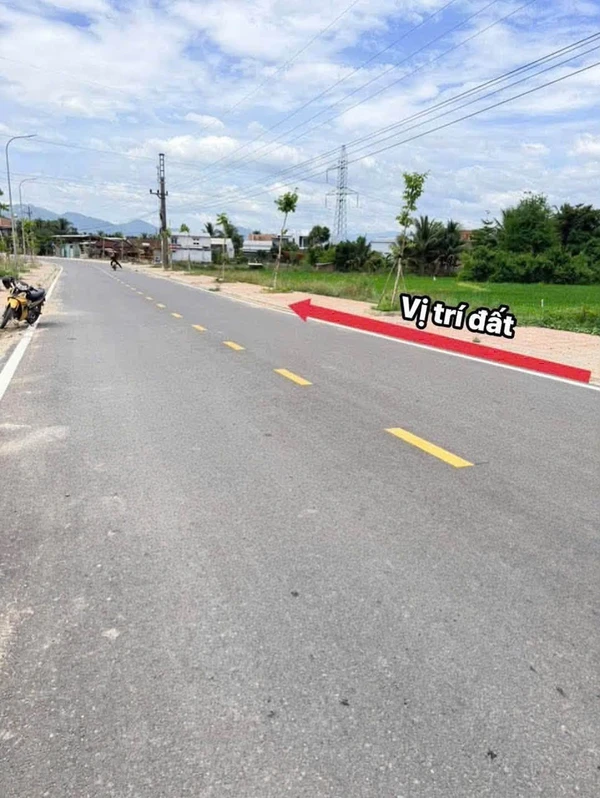 Bán lô đất lúa mặt tiền HL5, 765m2, giá 680 triệu tại Xã Diên Điền