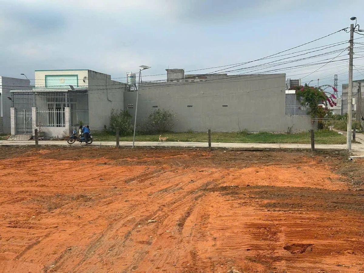 Bán đất nền 100m² Phan Thiết, Bình Thuận 650 triệu - Ảnh 1