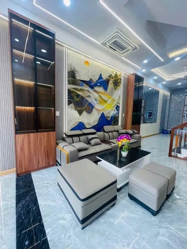 Bán nhà 5 phòng ngủ 60m2 Dĩ An, Bình Dương 5 tỷ 299 - Ảnh thu nhỏ 4