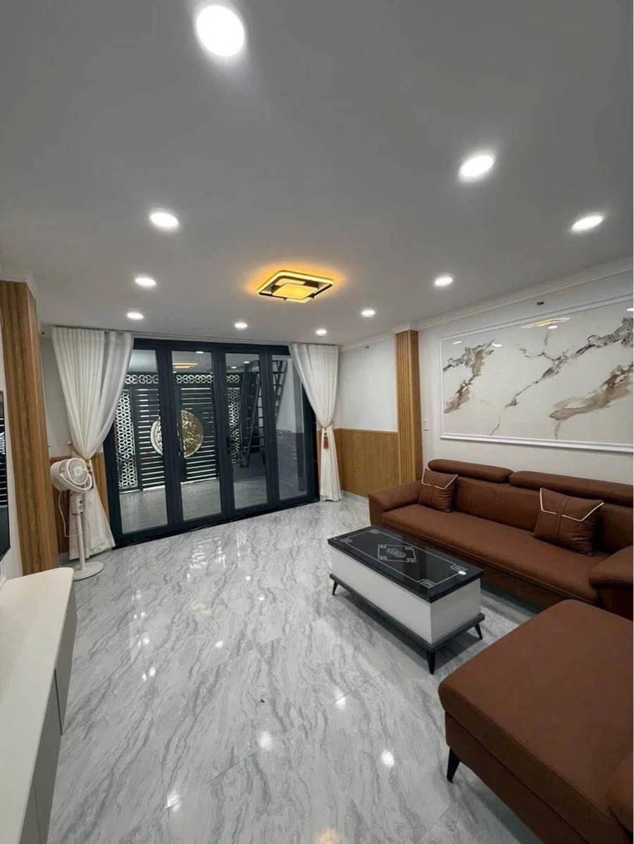 Bán nhà Quận 7 gần Cầu Tân Thuận 80m² 5 PN 6.25 tỷ - Ảnh thu nhỏ 2