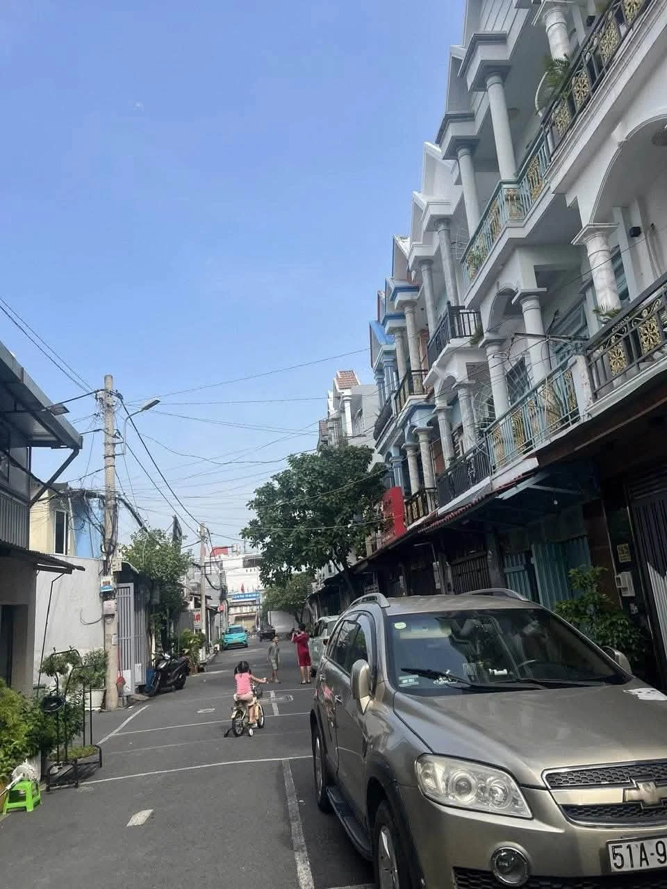 Bán nhà 4 tầng 46,5m² hẻm xe hơi 9m đường Bùi Văn Ngữ, Quận 12, giá 5,05 tỷ - Ảnh 1
