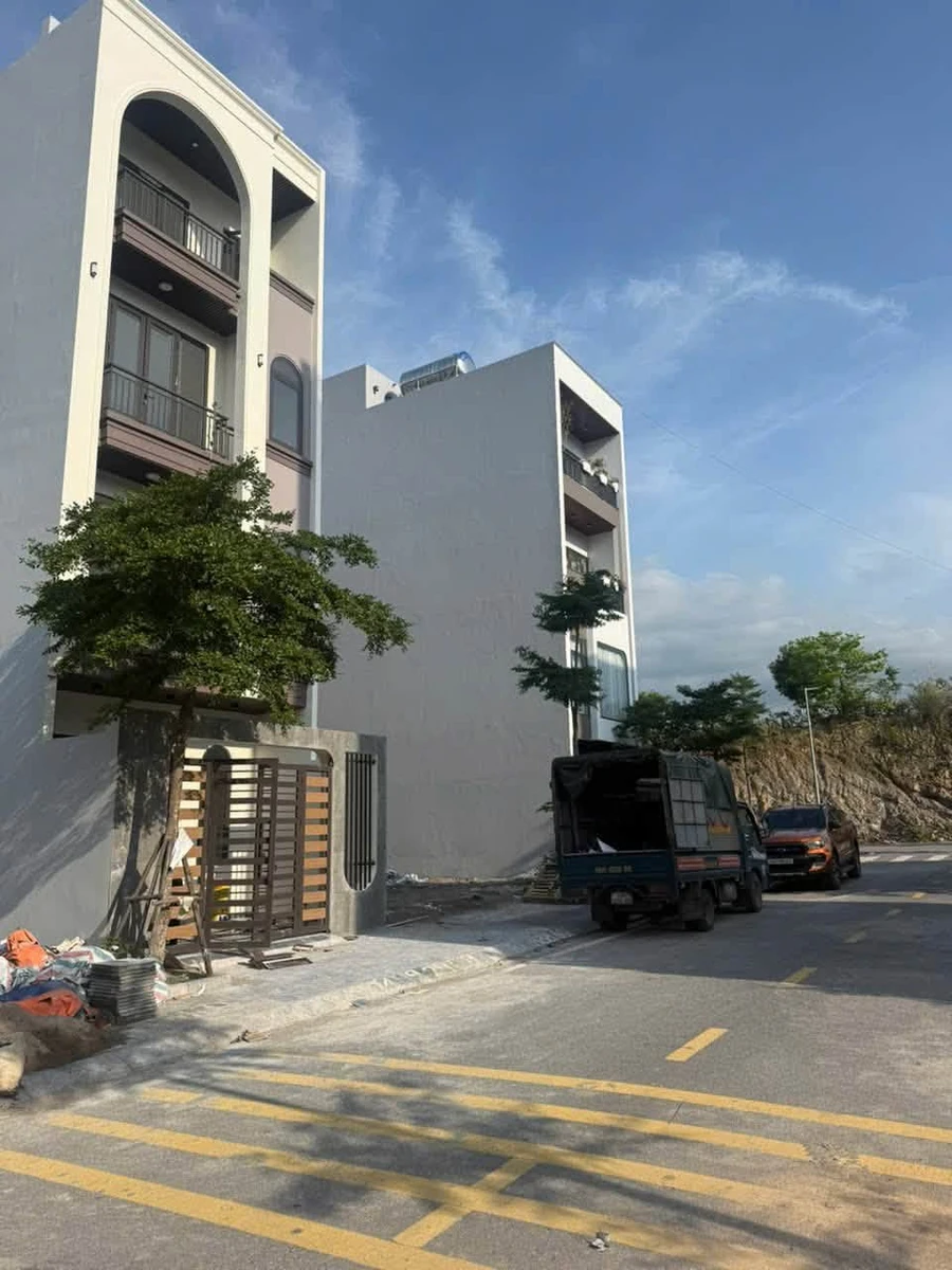 Nhà 4 tầng 75m2 Khu TĐC Cao Thắng Thủ Đức - Ảnh thu nhỏ 2