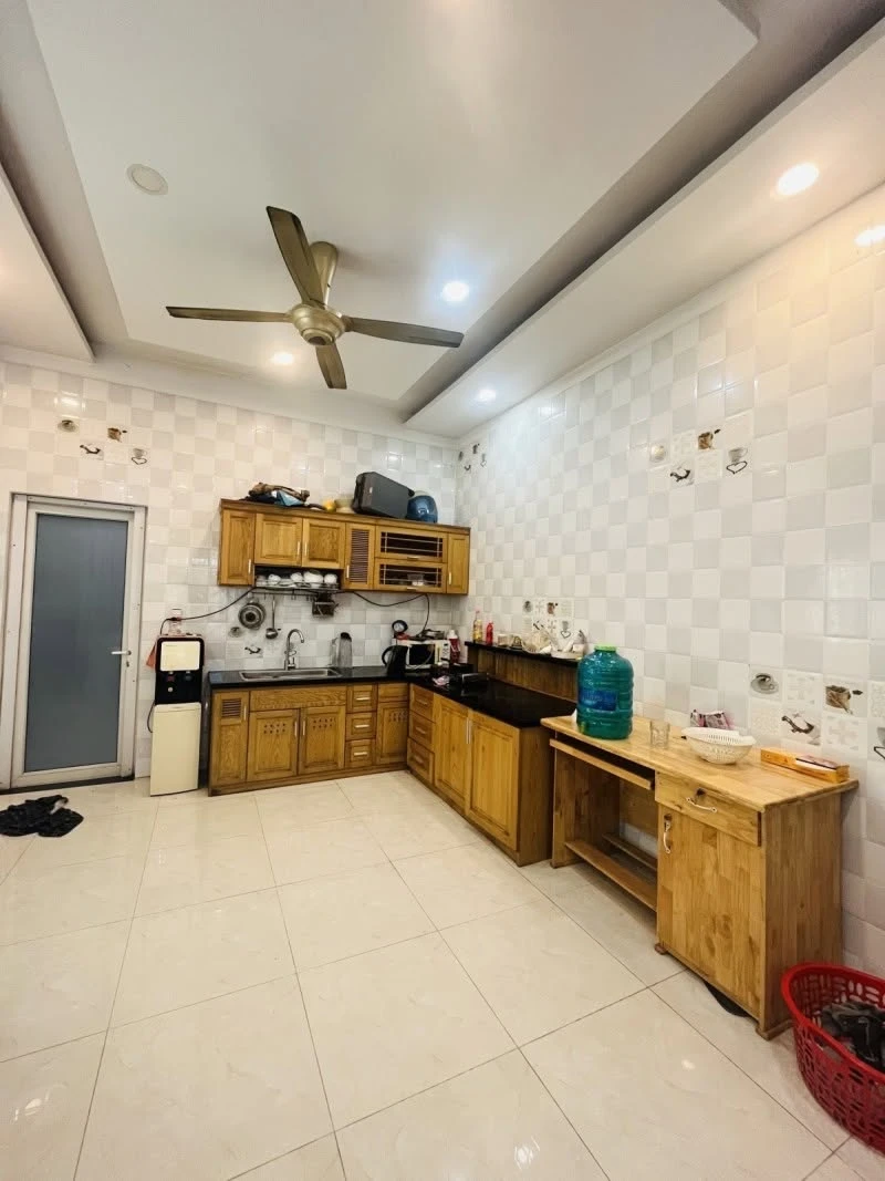 Bán nhà 3 tầng mặt tiền TX14, 79m², 3PN, 4,65 tỷ, gần PiCity High Park Quận 12 - Ảnh thu nhỏ 4