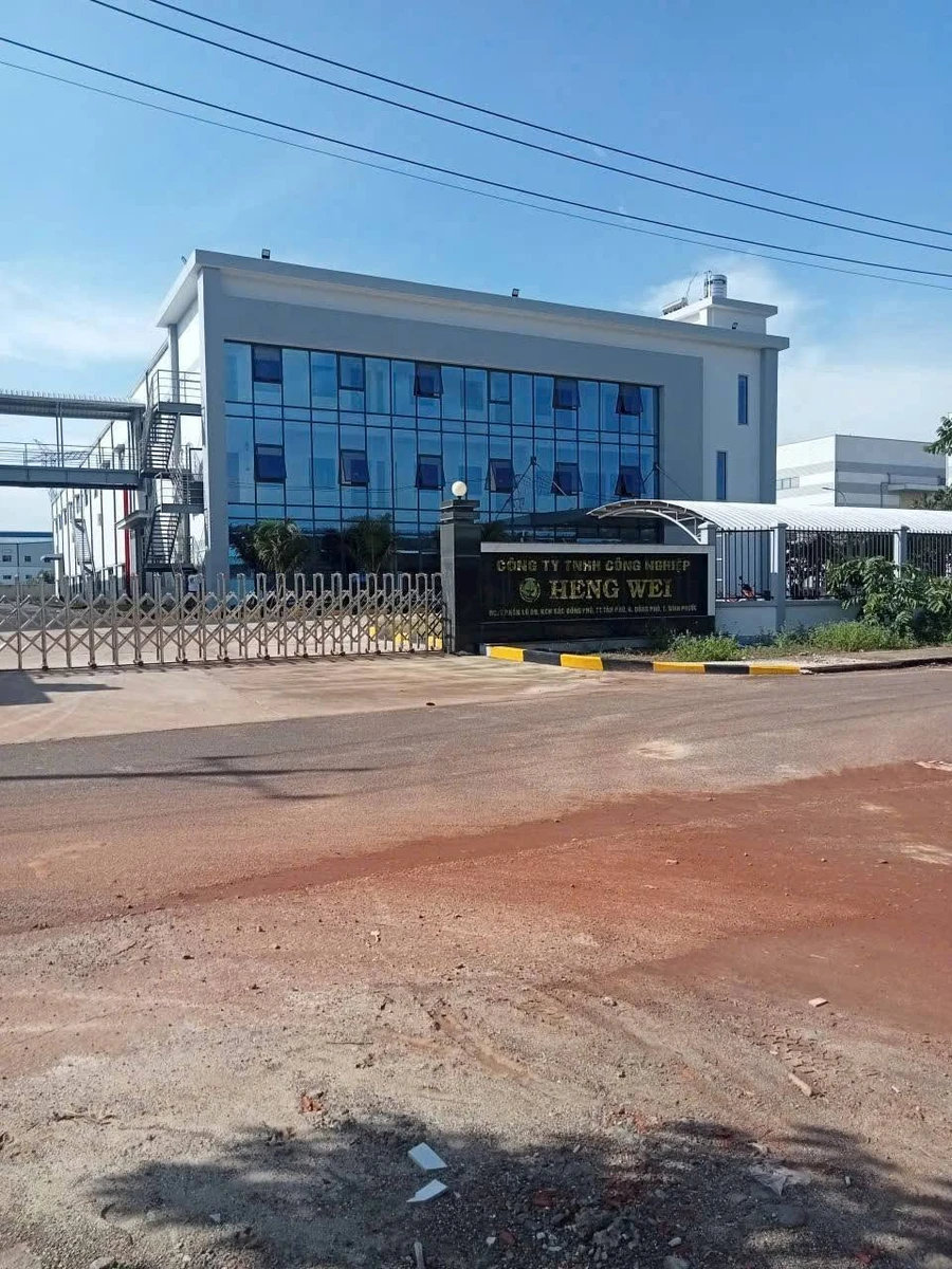 Bán đất mặt tiền 5x42m gần KCN Bắc Đông Phú 700 triệu - Ảnh 1