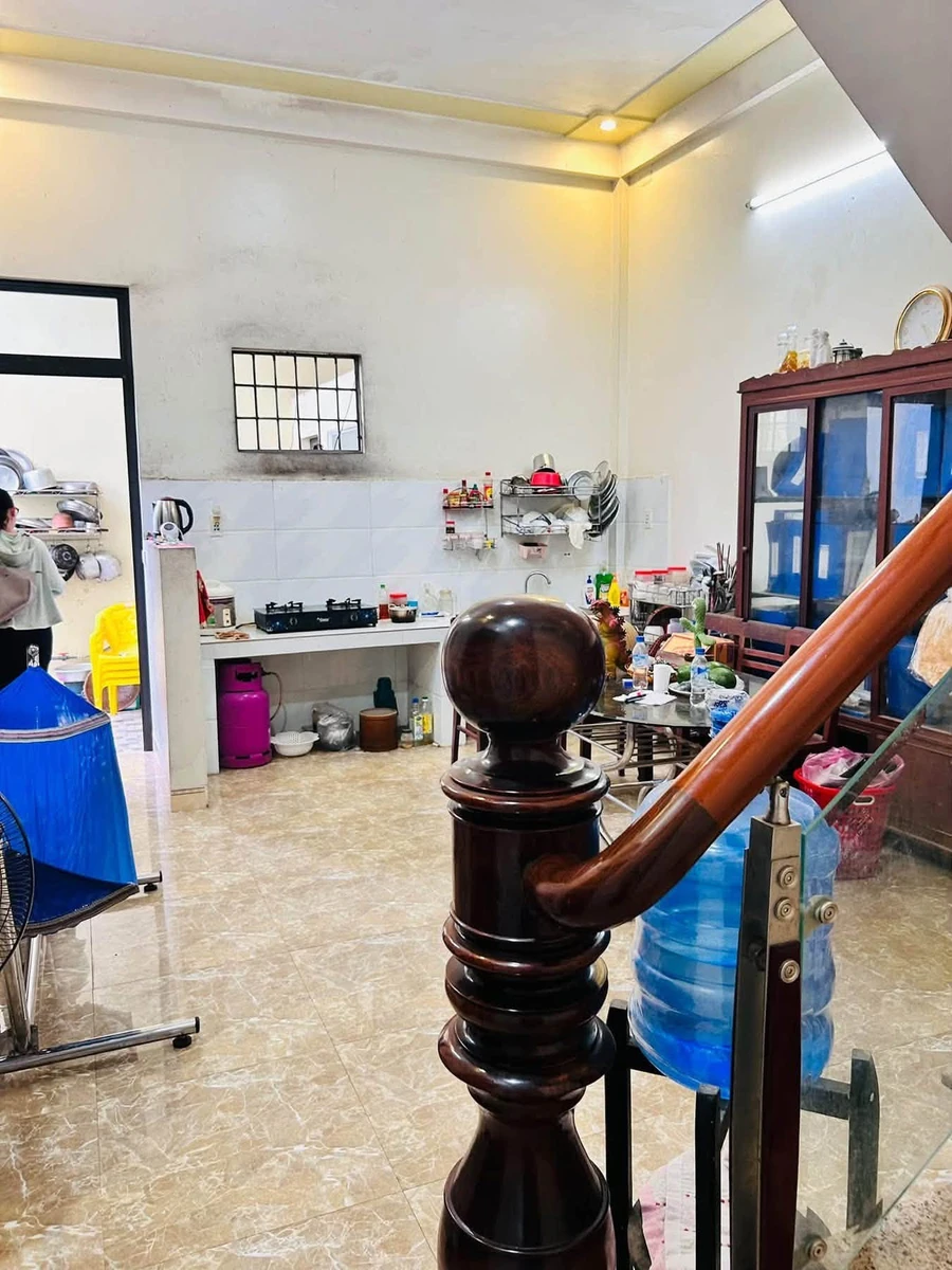 Biệt thự 2 mê 5PN gần Ngã 4 Ba La, Quảng Ngãi, 2.4 tỷ - Ảnh thu nhỏ 3