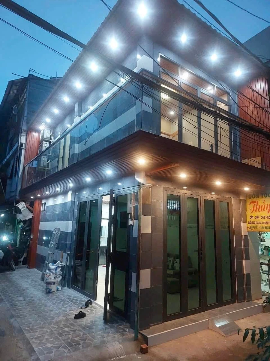 Bán nhà góc 2 mặt hẻm Lạc Long Quân Q11, 21m2, 3,98 tỷ - Ảnh 1