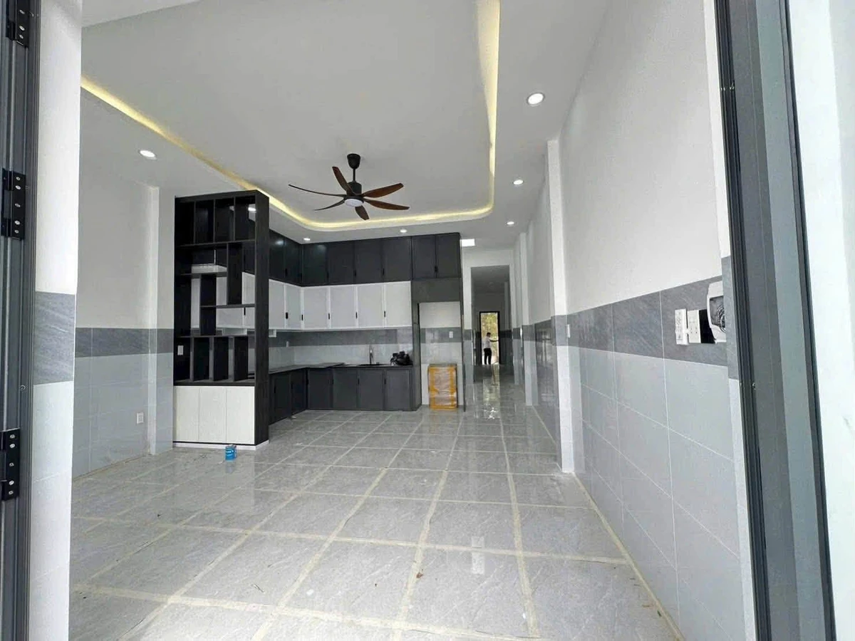 Bán nhà 5x30m full thổ cư, 2 phòng ngủ, giá 1 tỷ 079 tại Gò Dầu, Tây Ninh - Ảnh 1