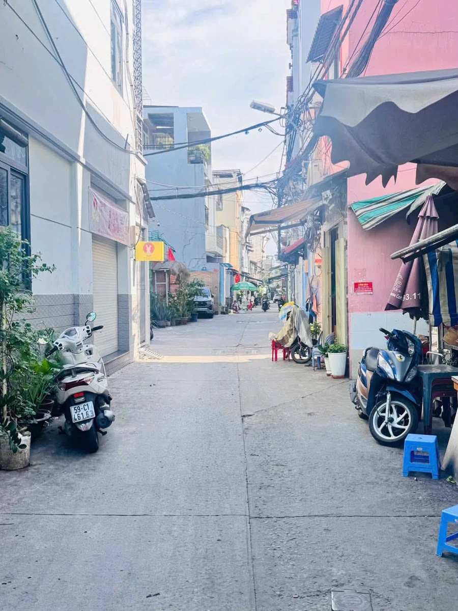Bán nhà Quận 4 Đoàn Văn Bơ 65.8m² 3 phòng ngủ 5.25 tỷ - Ảnh 1