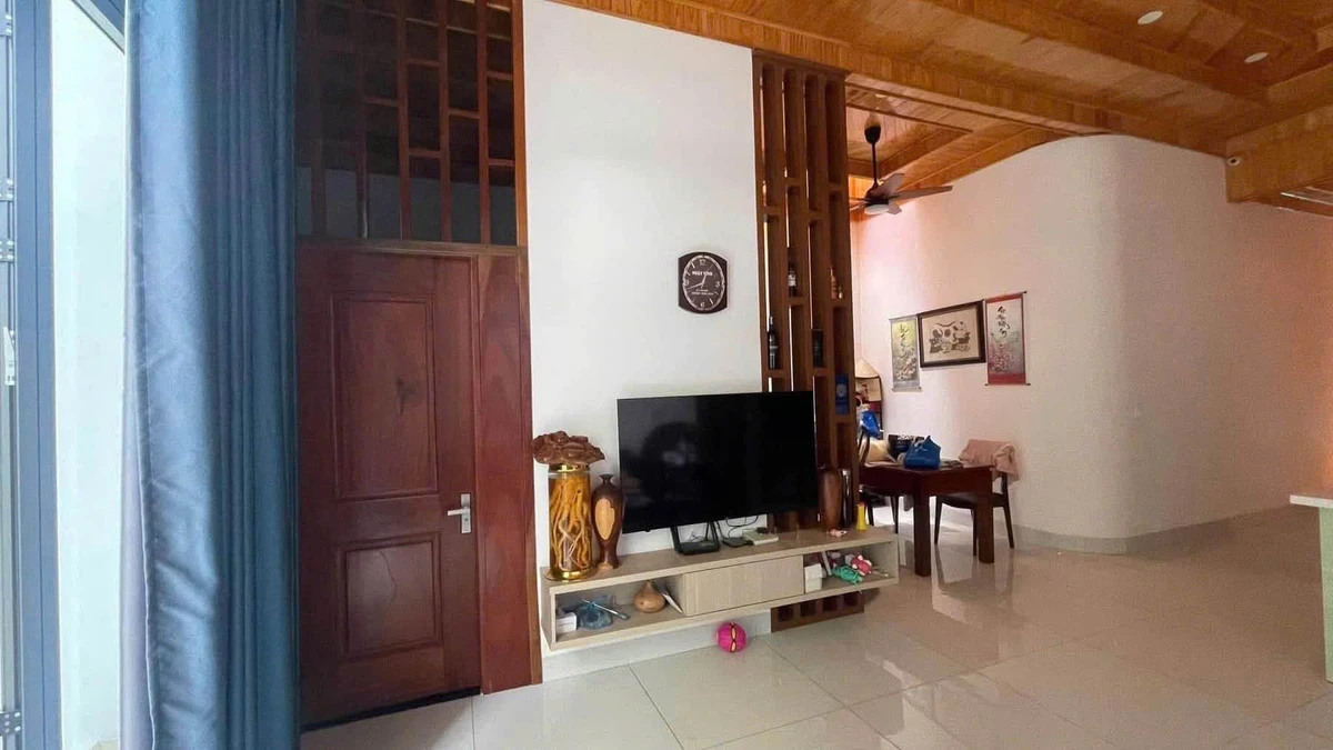Bán nhà mặt tiền Ama Quang 182,5m² 3 phòng ngủ 7,5 tỷ - Ảnh thu nhỏ 2