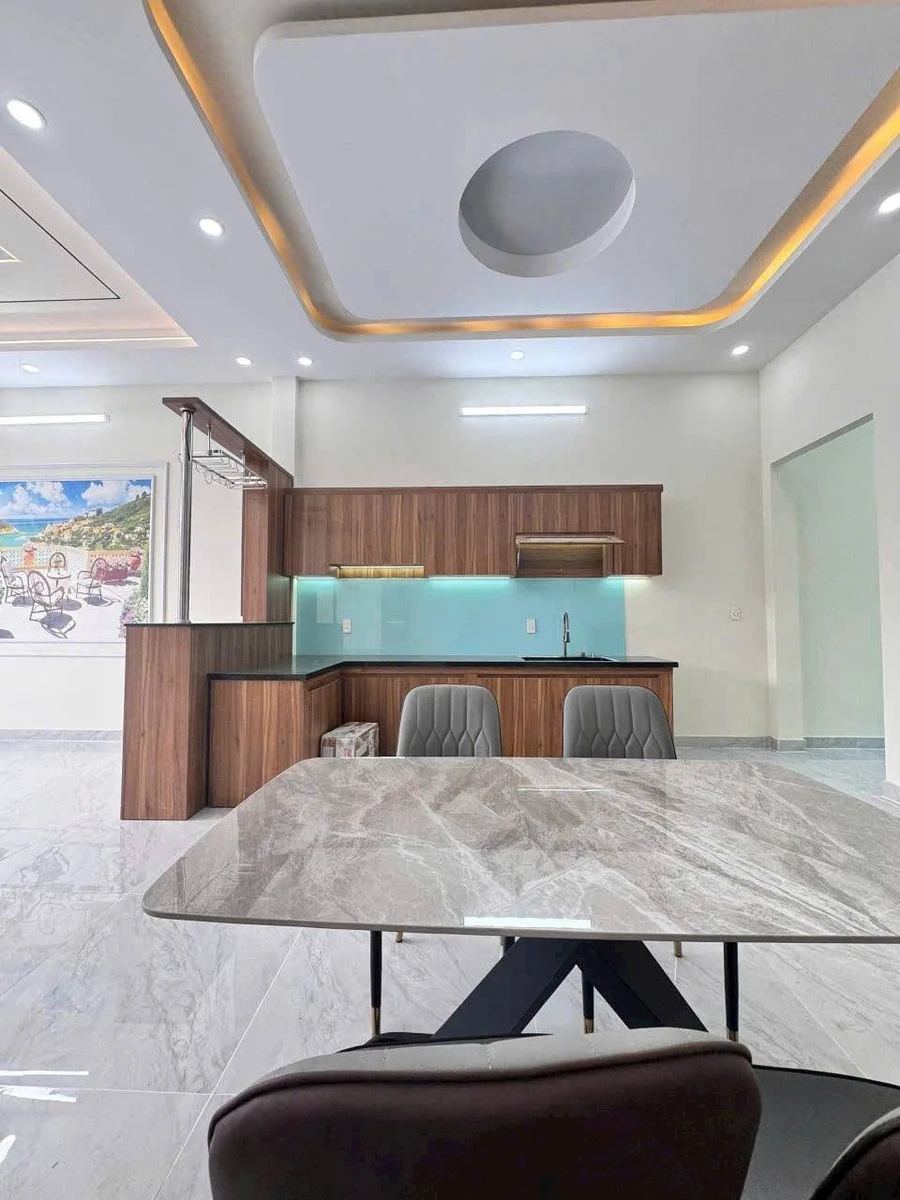Nhà phố bán Đức Hòa Đông 142.5m² 3PN có hồ bơi 2,55 tỷ - Ảnh thu nhỏ 4