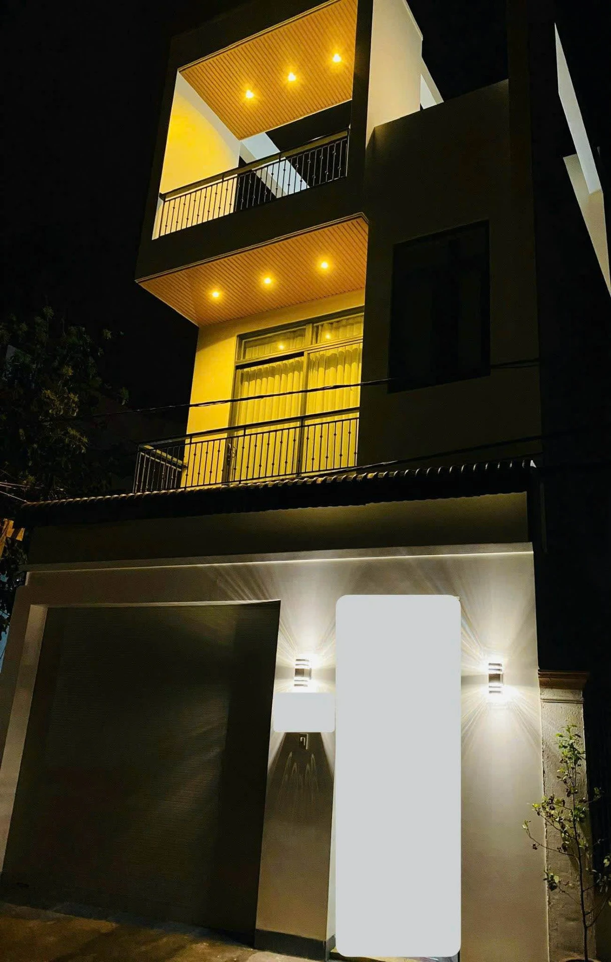 Bán nhà 3 tầng 5,61×14m Ngô Gia Tự, giá 5,8 tỷ - Ảnh 1