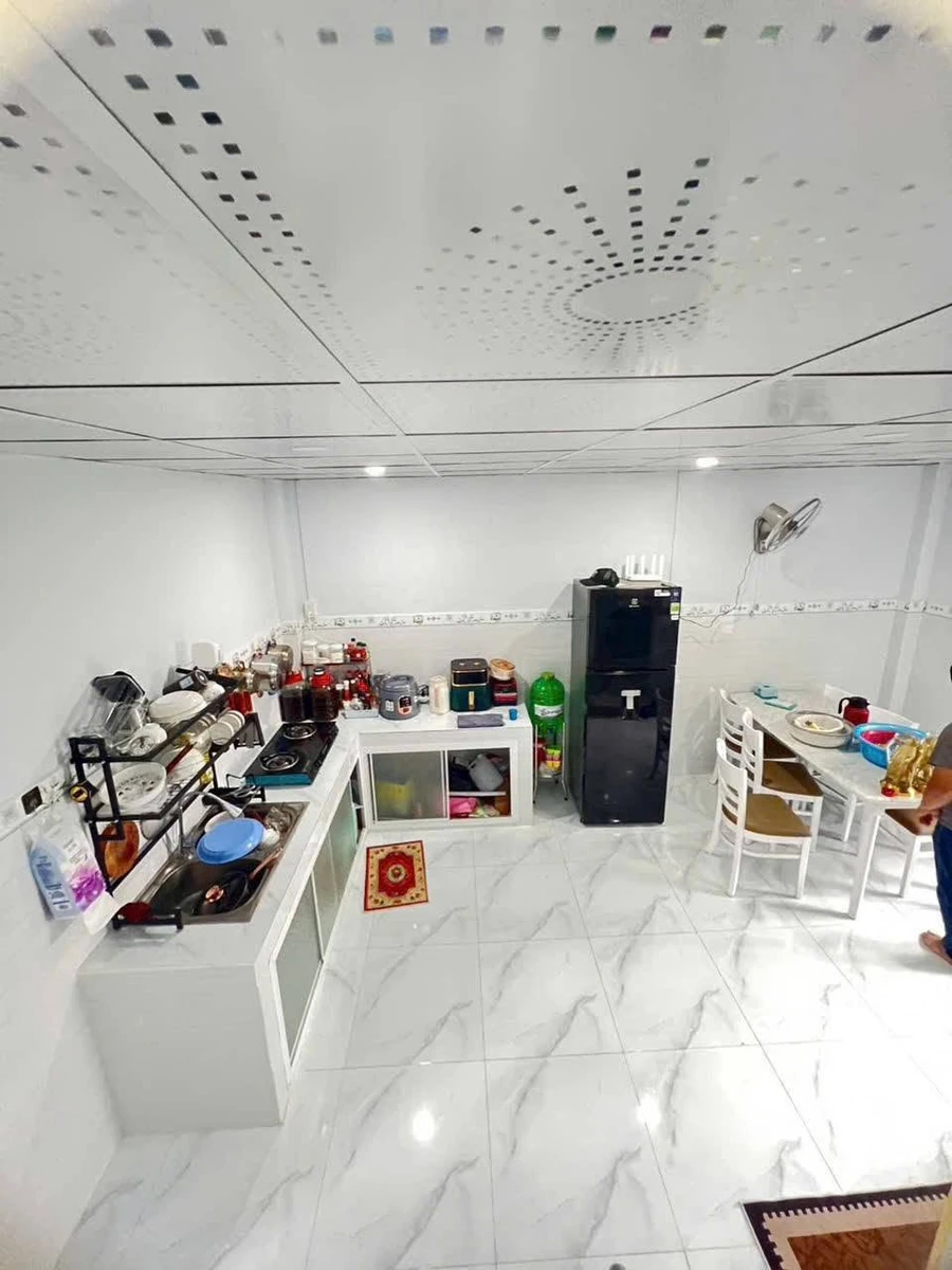 Bán nhà Rạch Giá 137.5m² 3 phòng ngủ 1 tỷ 300 - Ảnh thu nhỏ 3