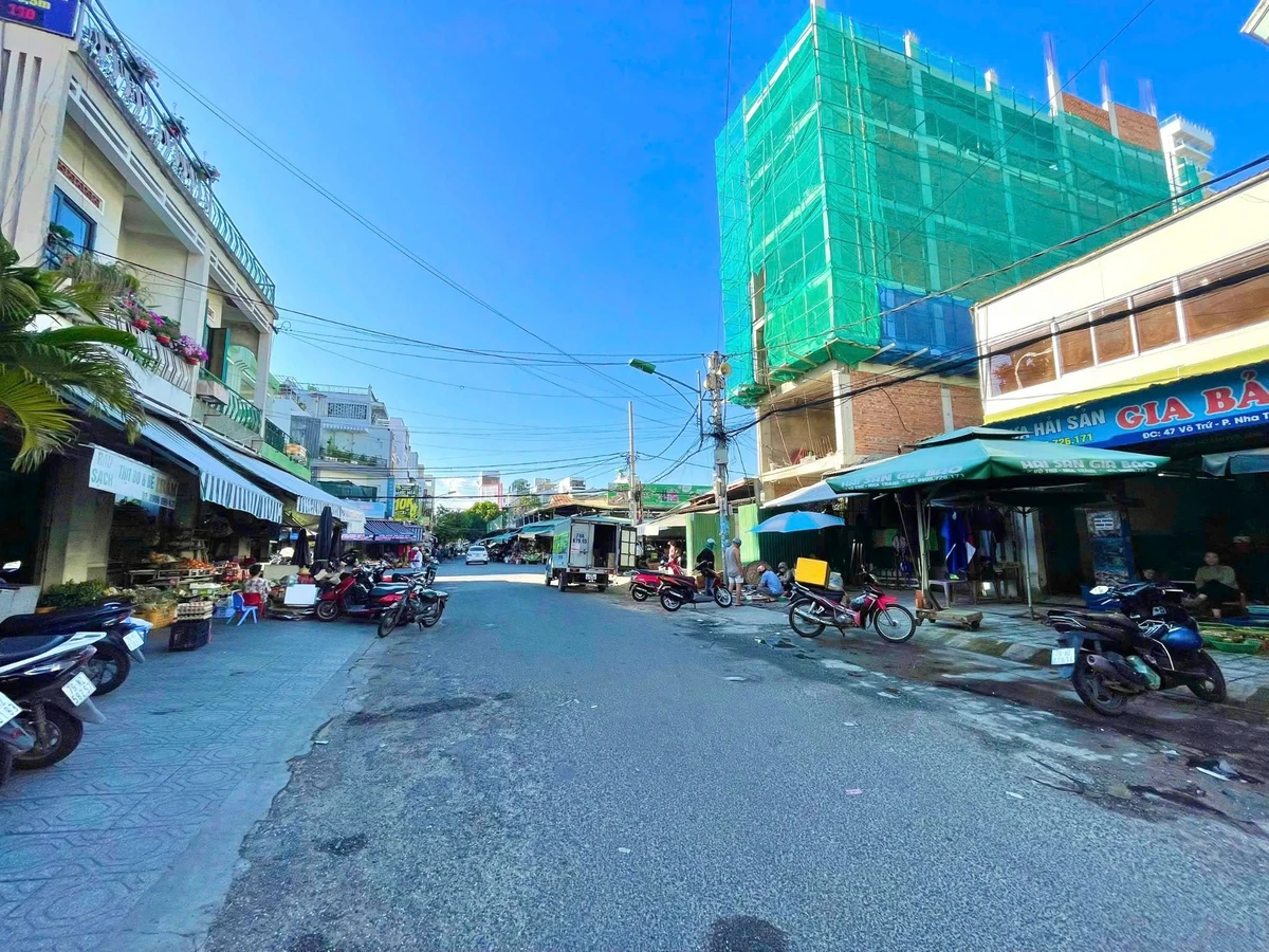 Bán nhà mặt tiền Võ Trứ 224m2 Nha Trang - Ảnh thu nhỏ 2