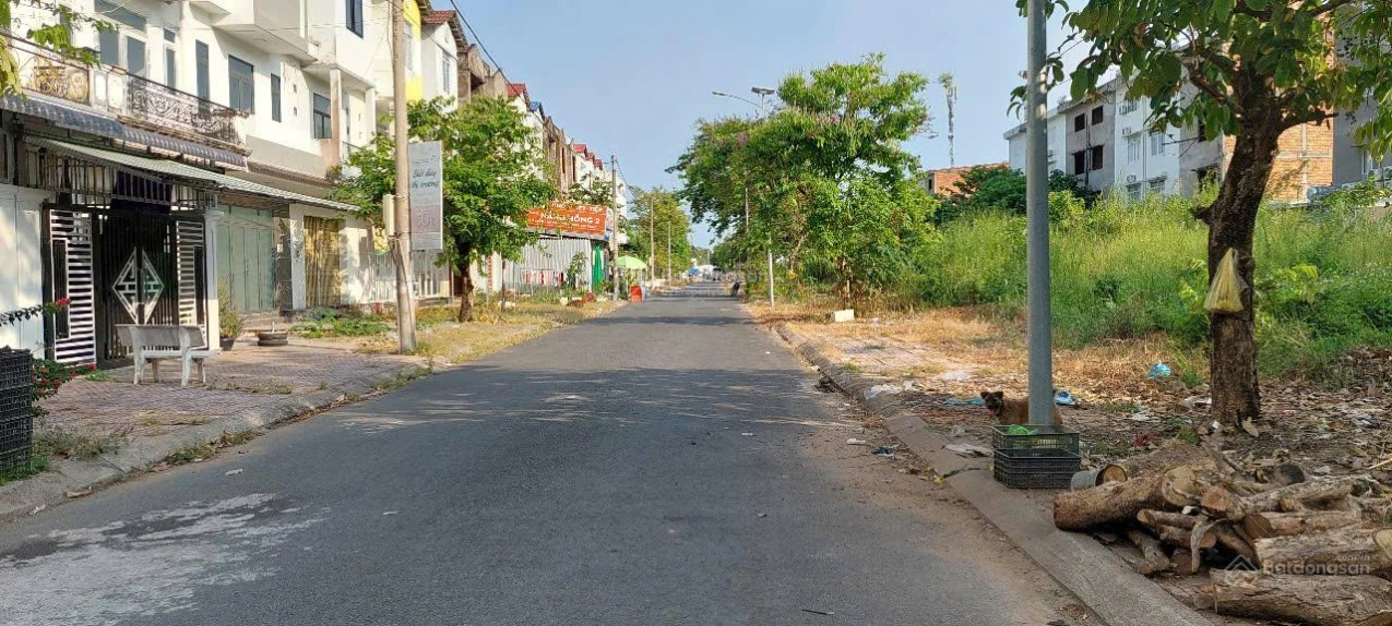 Nền 95m2 lộ nhựa đường cổng chợ khu công nghiệp Bình Minh (ngay cầu Cần Thơ) giá 1 tỷ 299 - Ảnh 1