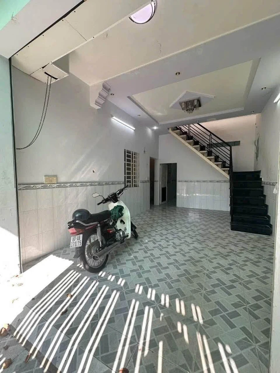 Bán nhà 4PN 180m² Xã Phước Hải Quận 7 giá 3.98 tỷ - Ảnh thu nhỏ 3