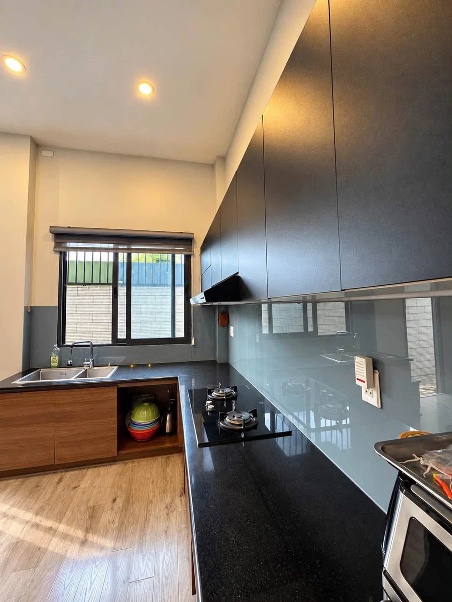 Bán nhà 1 trệt 2 lầu 4PN đối diện công viên Đồng Nai 6.5 tỷ - Ảnh thu nhỏ 3
