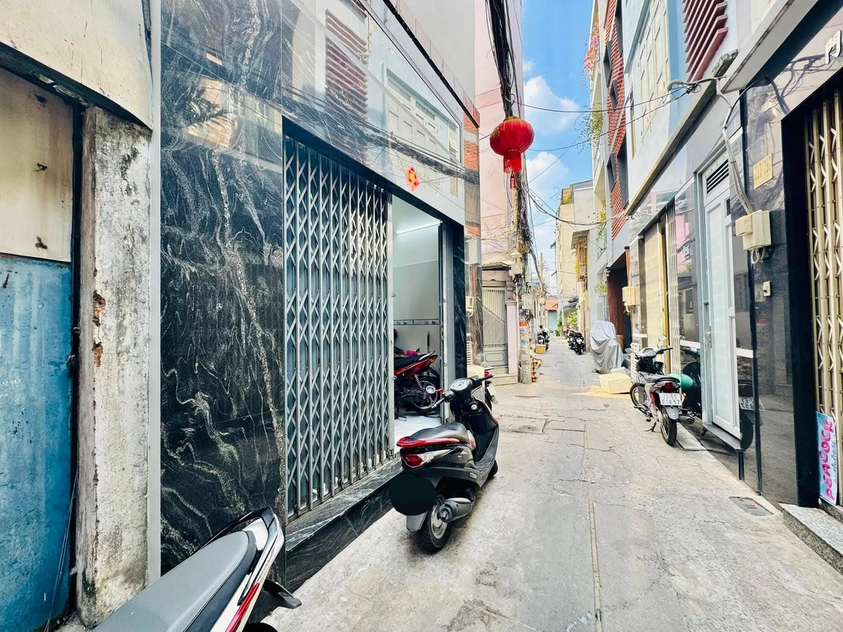 Bán nhà 4x13m, 3 tầng 4PN Hoàng Sa Quận 1 - Ảnh 1