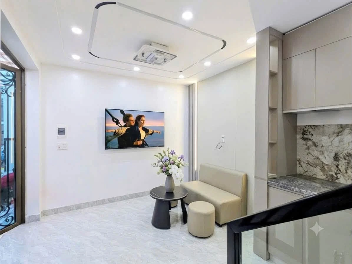 Bán nhà 3 tầng 25m² 2PN Phố Cấm Lê Lợi 1 tỷ 190 triệu - Ảnh 1