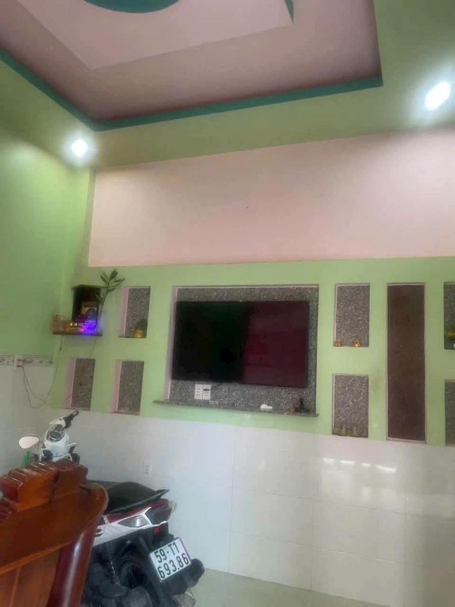 Bán nhà phố Phú Tân 318m² 3 phòng ngủ 990 triệu - Ảnh thu nhỏ 3