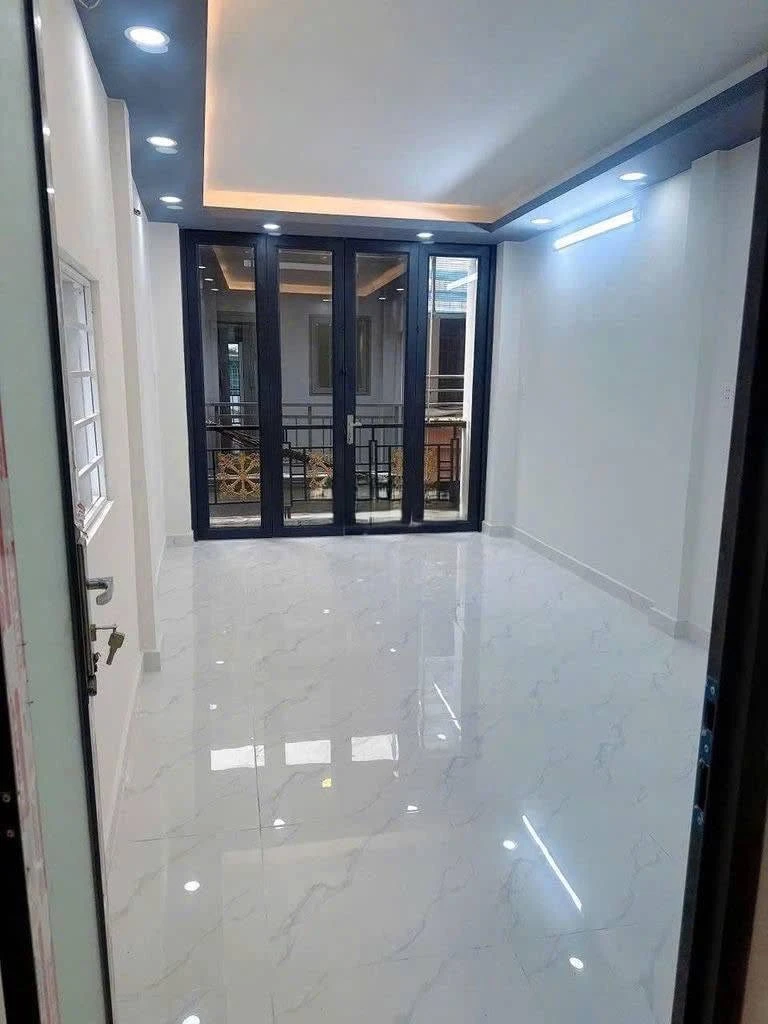 Cho thuê nhà phố 31.5m² 3 phòng ngủ Quận 5 giá 16 triệu/tháng - Ảnh thu nhỏ 2