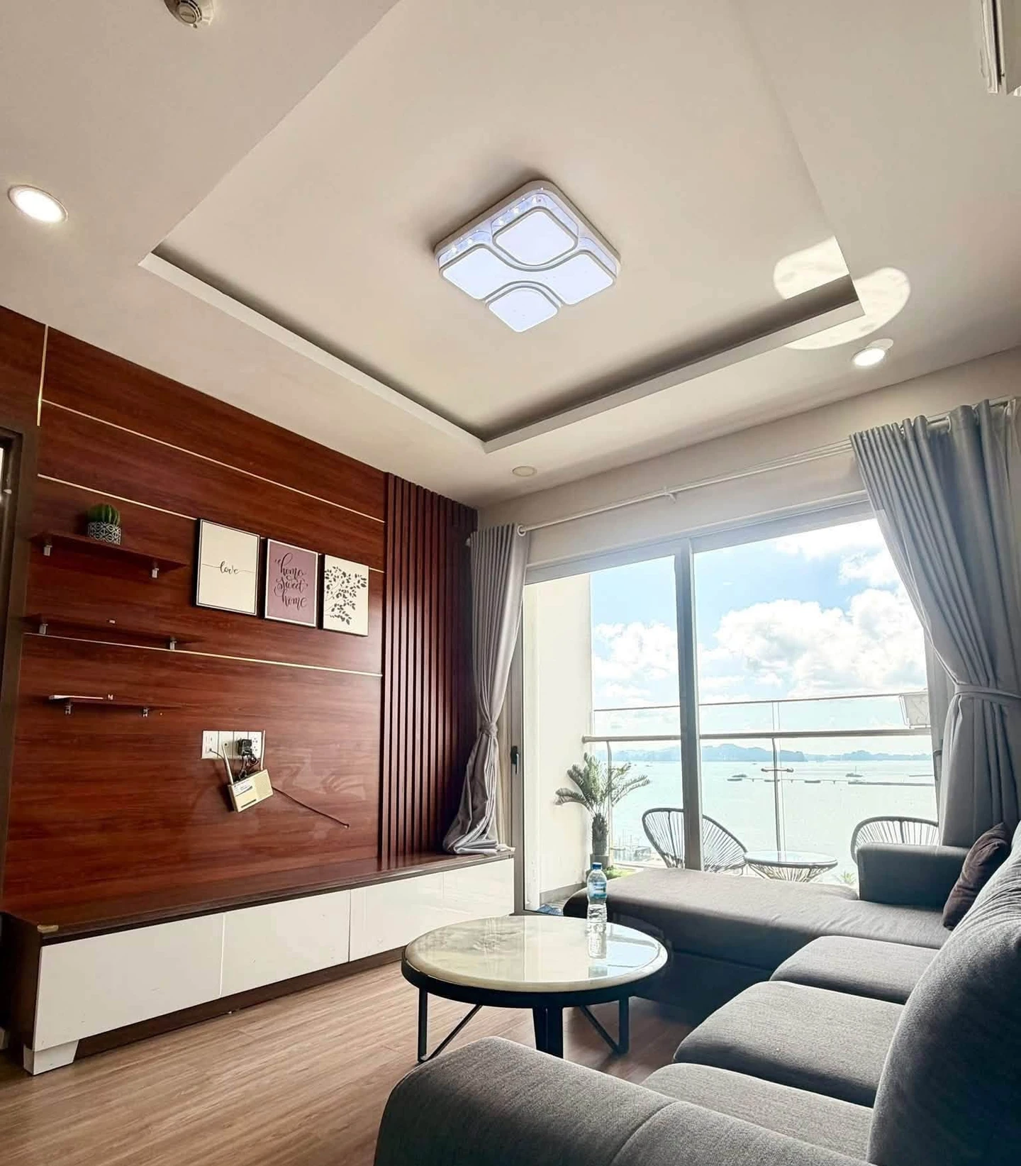 Bán căn 2 phòng ngủ The Sapphire S1 Hạ Long 76m² view biển - Ảnh 1