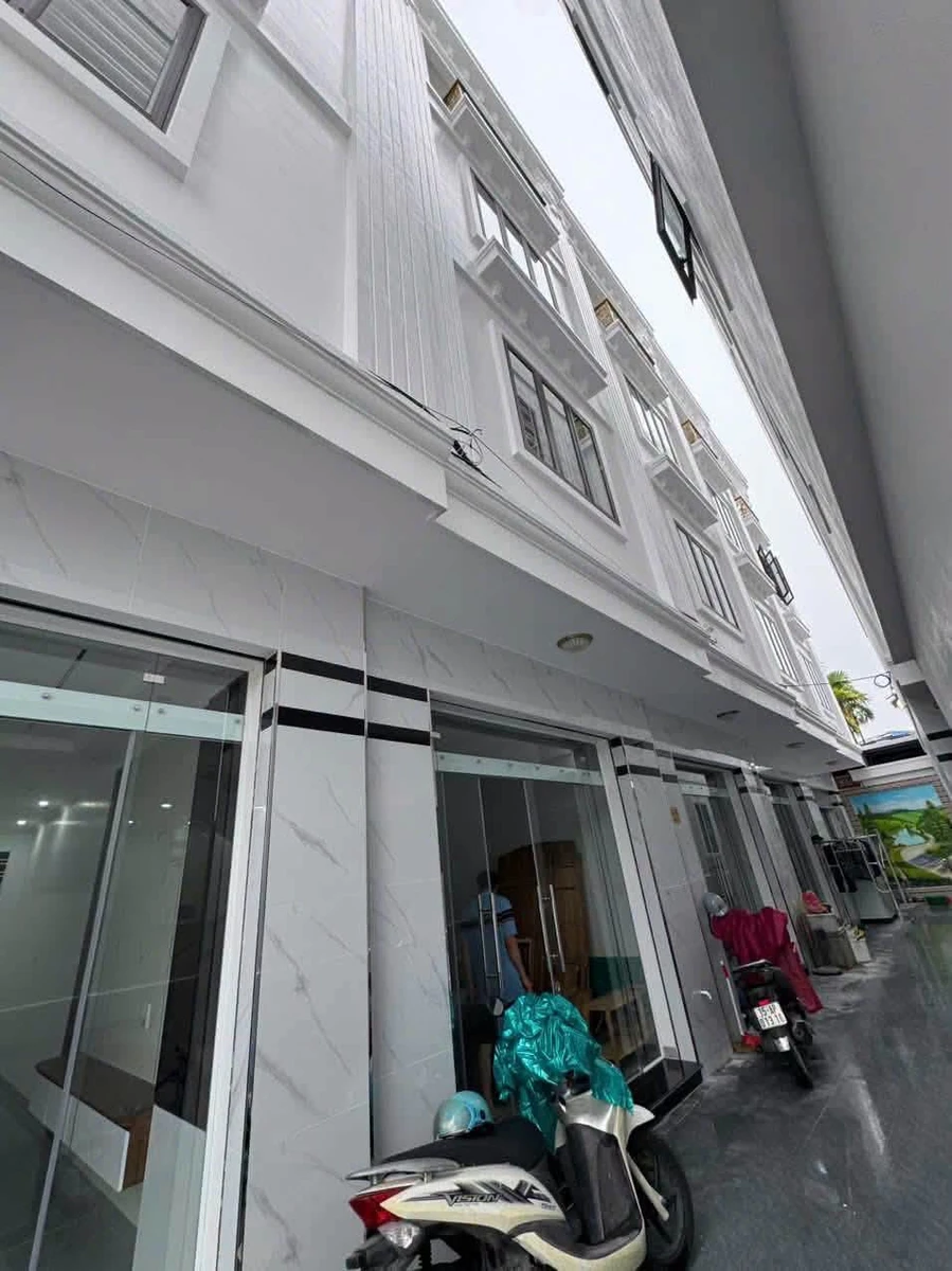 Bán nhà mới 45m2 4 tầng 3.7 tỷ gần Ngô Gia Tự - Ảnh 1