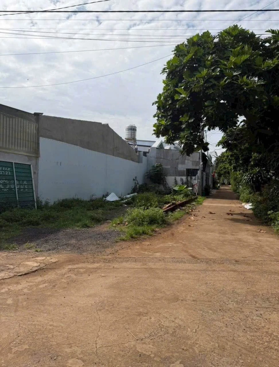Bán đất góc 2 mặt tiền Đào Duy Anh 126m2, 1 tỷ 790 triệu - Ảnh thu nhỏ 2