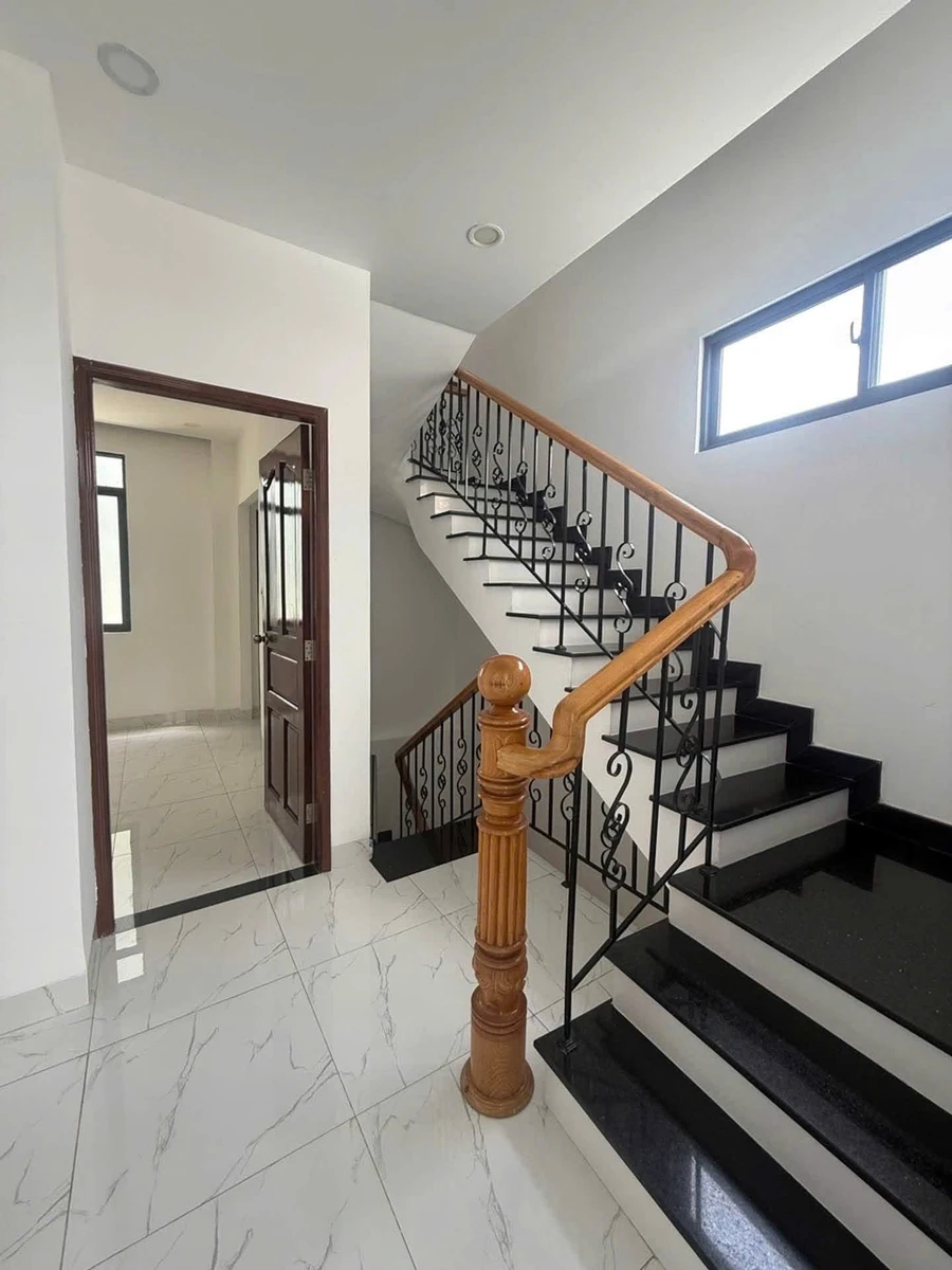Bán nhà hẻm xe hơi 4 tầng, 4PN, Huỳnh Tấn Phát, 7.4 tỷ - Ảnh thu nhỏ 5