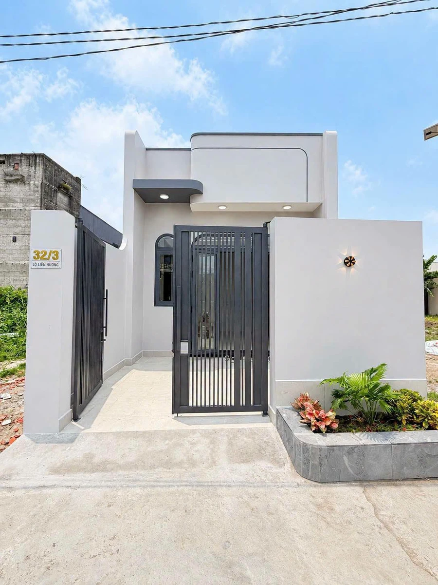 Bán nhà mới hẻm ô tô Lộ Liên Hương 4,85x22,5m giá 1,95 tỷ, Rạch Giá - Ảnh 1