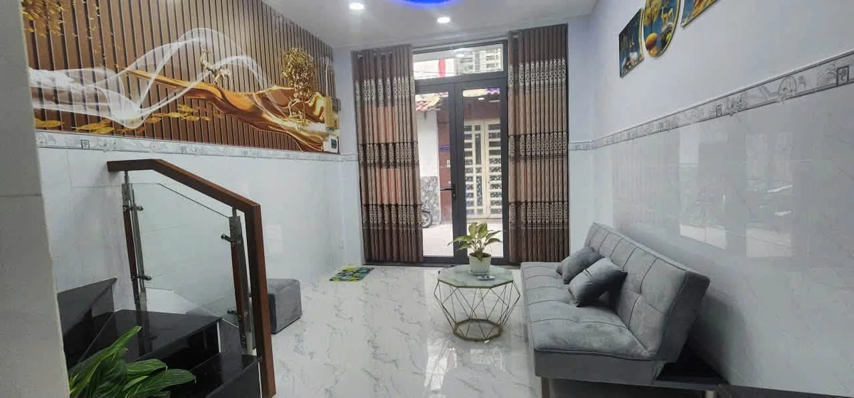 Bán nhà hẻm góc 2PN 3WC Lạc Long Quân Tân Bình 4 tỷ - Ảnh thu nhỏ 3