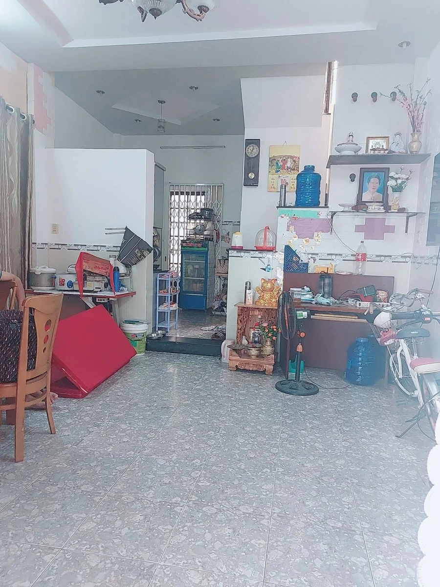 Bán nhà 3 tầng 4PN mặt tiền Trần Văn Quang Tân Bình 36m2, 5 tỷ 3 - Ảnh thu nhỏ 2