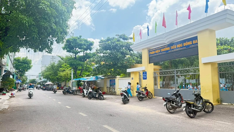 Bán nhà mặt tiền 46m² 2 tầng 2PN khu chợ Hoa Lư Quy Nhơn