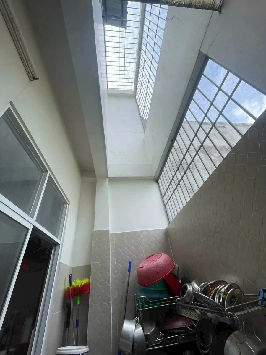 Bán nhà 1 trệt 2 lầu 85m2 mặt tiền đường nhựa KDC Phú Tài, Phú Trinh, Phan Thiết - Ảnh thu nhỏ 3