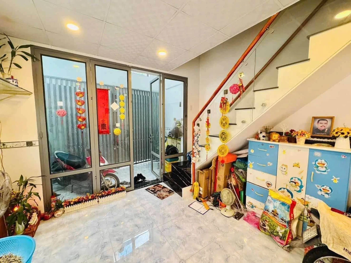 Bán nhà 3 lầu lô góc 50m2 Hoàng Sa Quận 1, 7 tỷ - Ảnh 1