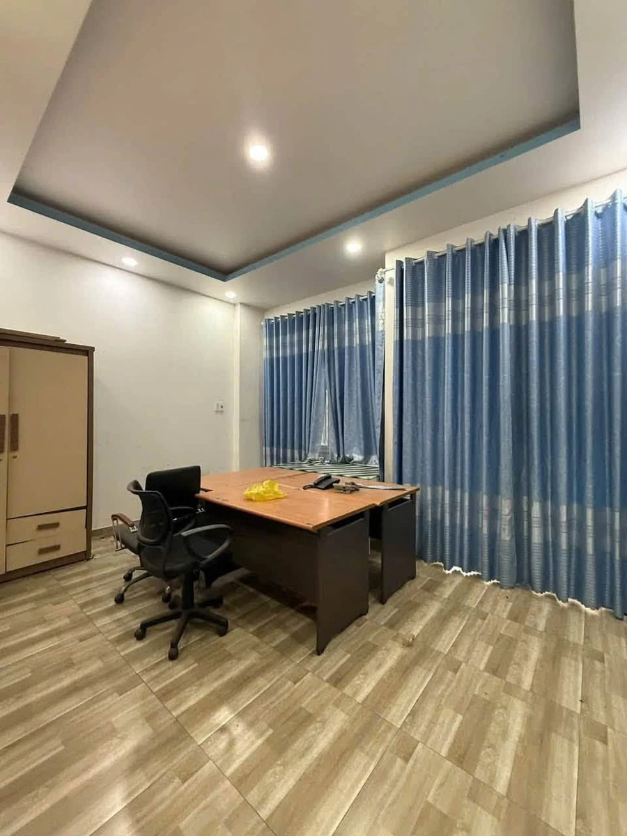 Nhà bán 4,7 tỷ 1 trệt 2 lầu 100m² Việt Sing Bình Dương - Ảnh thu nhỏ 3