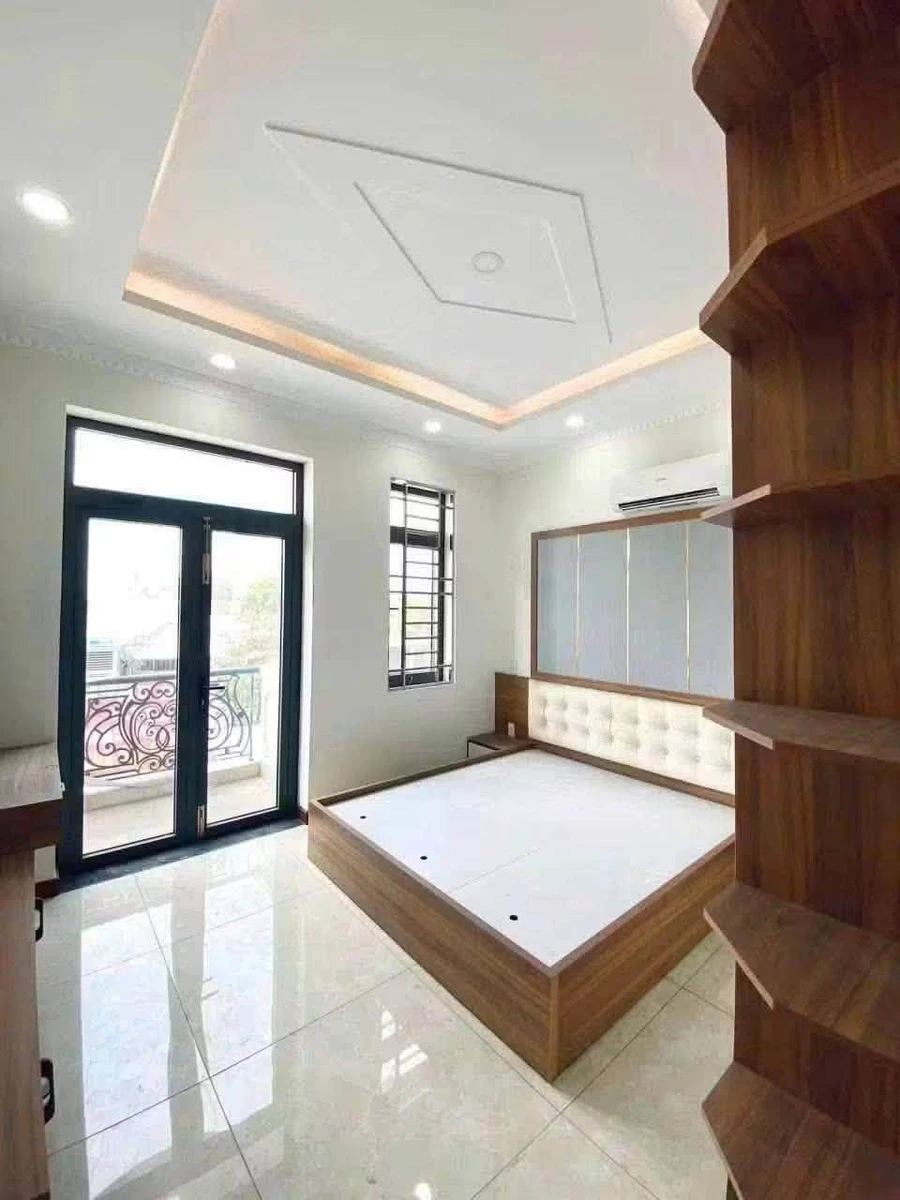 Cho thuê nhà mặt tiền 200m2, 4 phòng ngủ, Dĩ An - Ảnh thu nhỏ 5