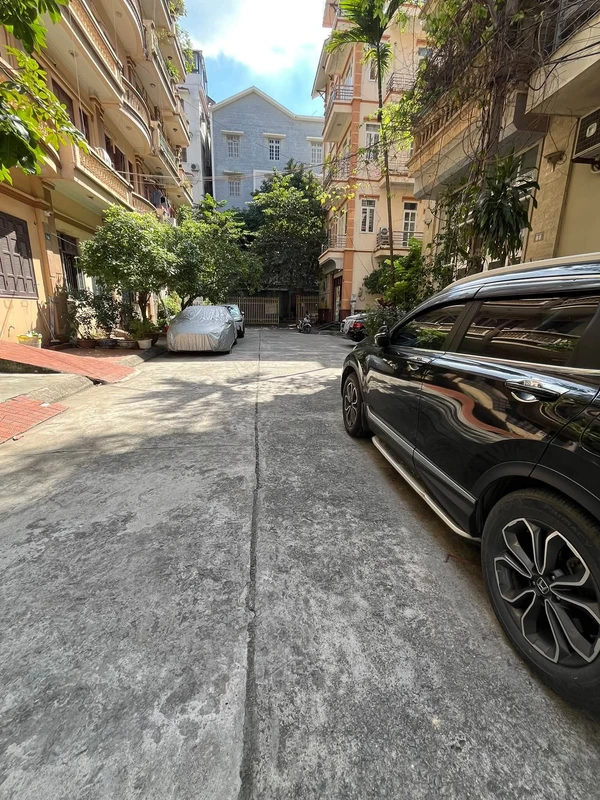 Bán nhà 5 tầng 40m2 gần Nguyễn Khánh Toàn - Trần Đăng Ninh, Cầu Giấy, Hà Nội