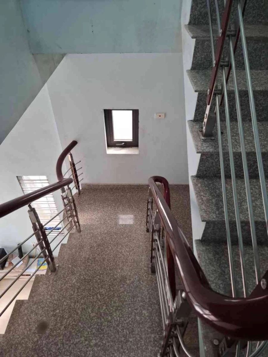 Bán nhà 2,5 tầng 64,3m2 gần cây xăng Cao Thắng, 4 tỷ - Ảnh thu nhỏ 4