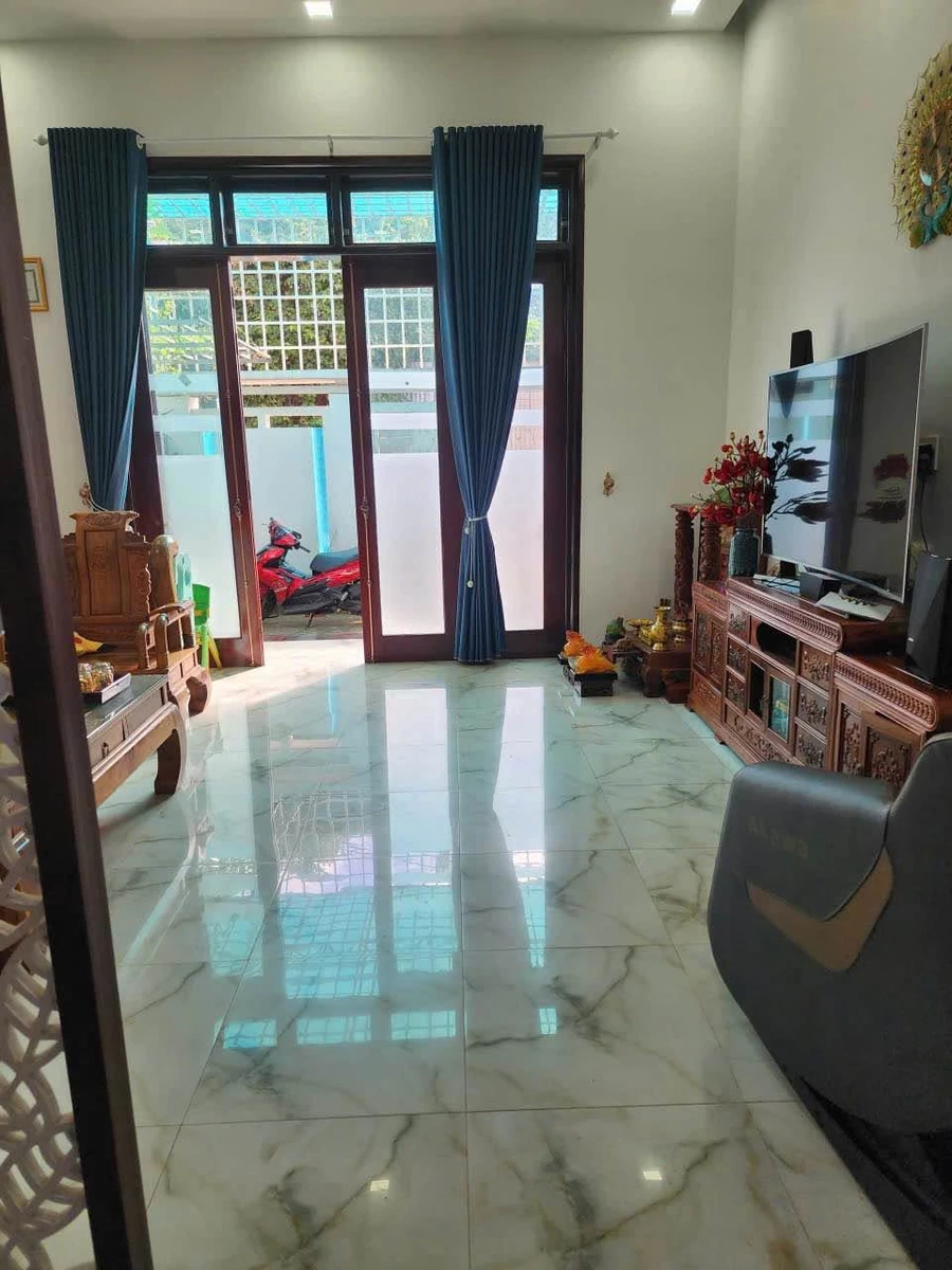 Bán nhà hẻm Đỗ Xuân Hợp 100m² 3 phòng ngủ 2.7 tỷ - Ảnh thu nhỏ 2