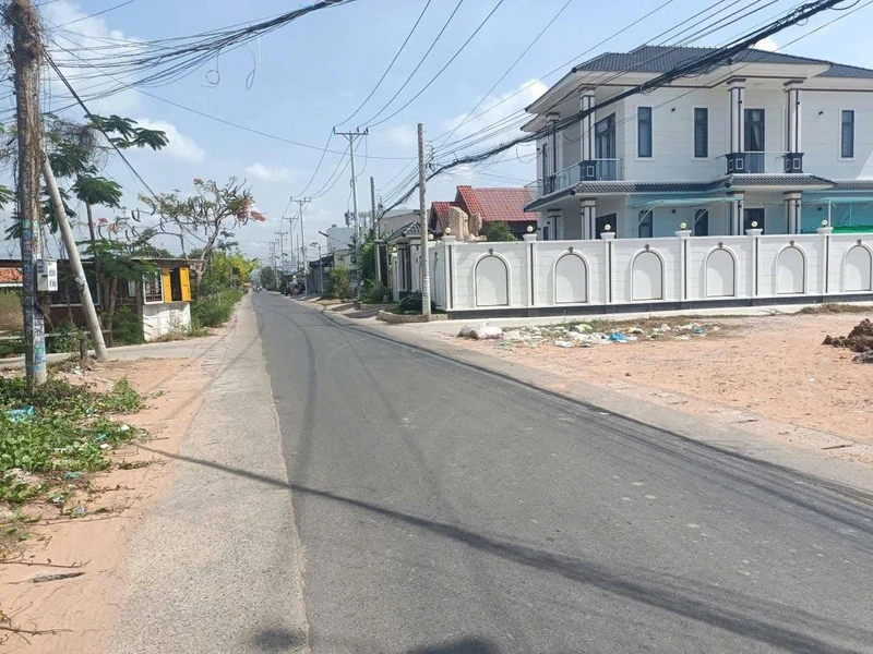 Bán lô đất 600m2 mặt tiền Ngô Đức Tốn, Phan Thiết