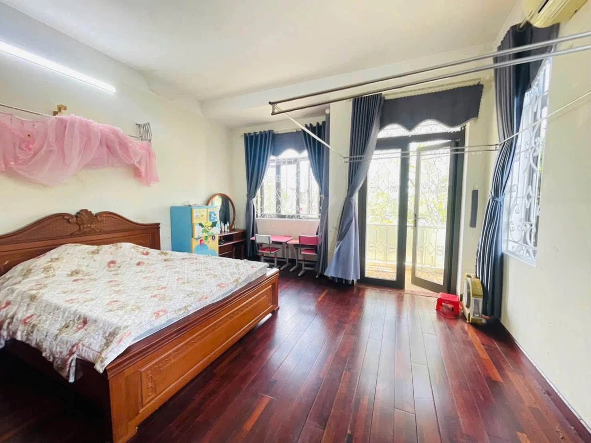 Cho thuê nhà 3 tầng mặt tiền Trường Chinh 100m², 13 triệu/tháng - Ảnh thu nhỏ 3