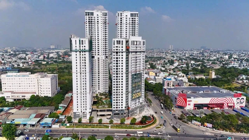Bán đất tặng nhà mặt tiền Trần Văn Ơn Dĩ An, 447m