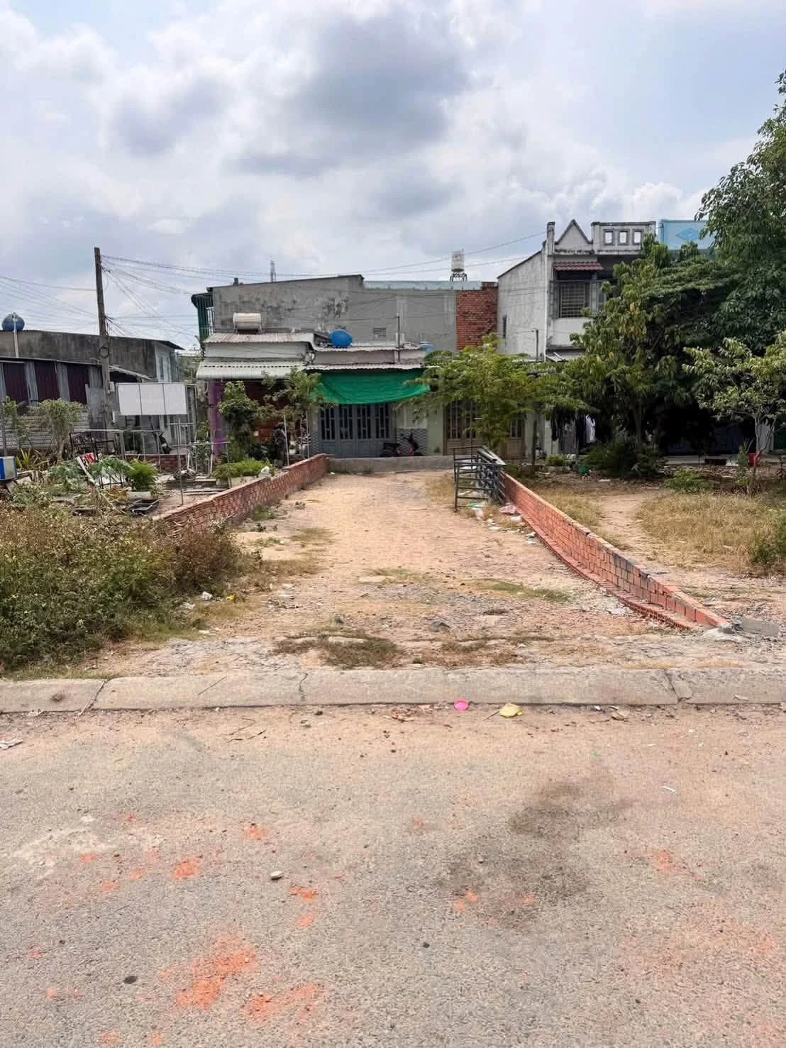 Bán đất khu phân lô 100m² gần chợ Đông Thạnh 4 tỷ - Ảnh 1