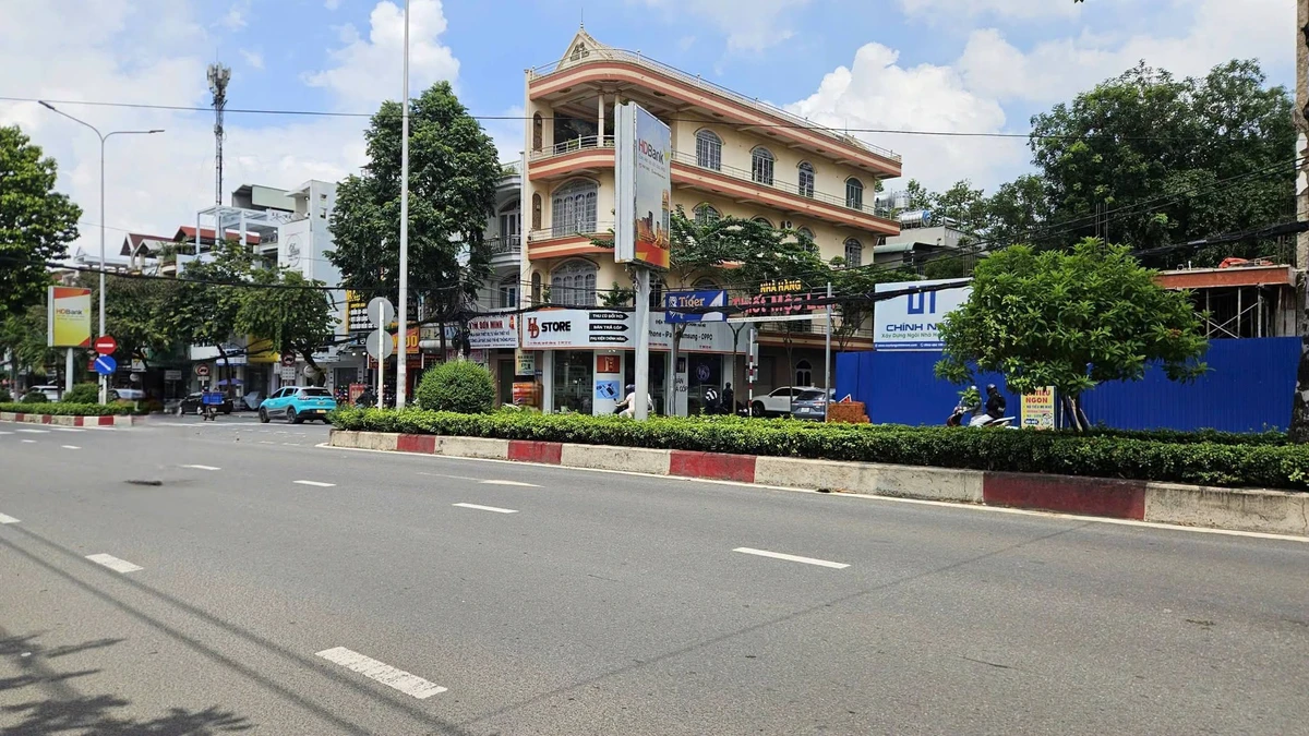 Bán nhà mặt tiền Đồng Khởi 220m² Đồng Nai, 14.5 tỷ - Ảnh thu nhỏ 2